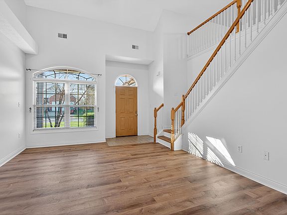 5th image of 1076 Brick House Ln