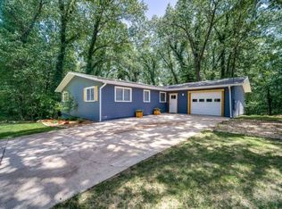 2 Purfleet Dr, Bella Vista, AR 72715