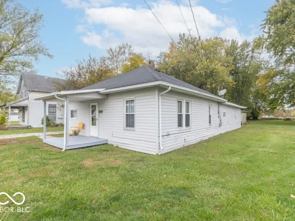 2820 Brown St, New Castle, IN 47362