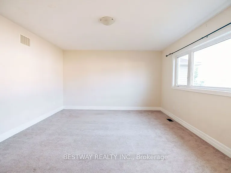 486 Greenwood Dr — Photo 29