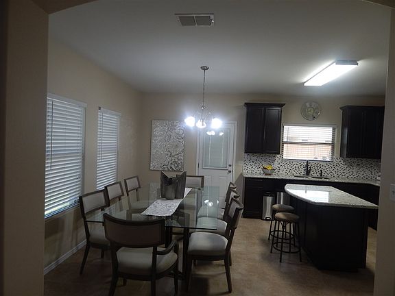 5th image of 712 Andalucia Dr