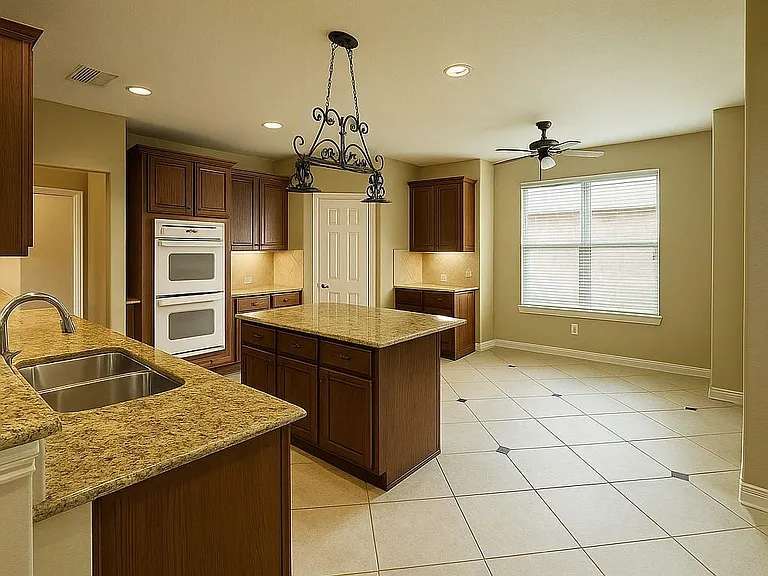 4605 Stargazer Dr — Photo 16
