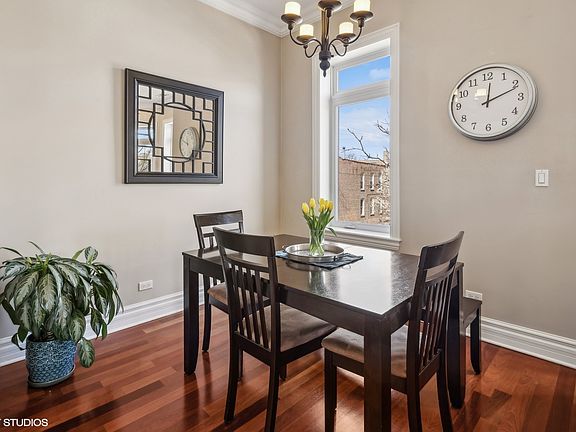 4th image of 1713 W Leland Ave #3