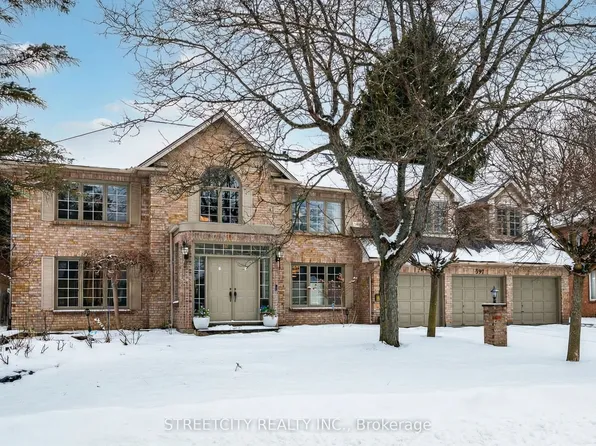 397 Grangeover Ct, London, ON N6G 4K8