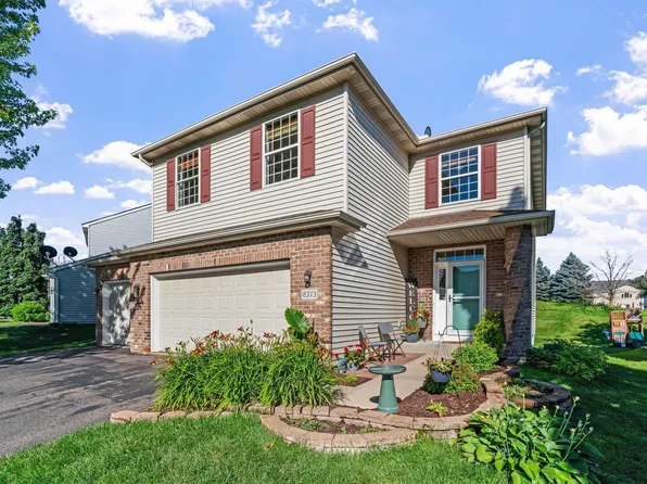 8373 Savanna Oaks Ln, Woodbury, MN 55125