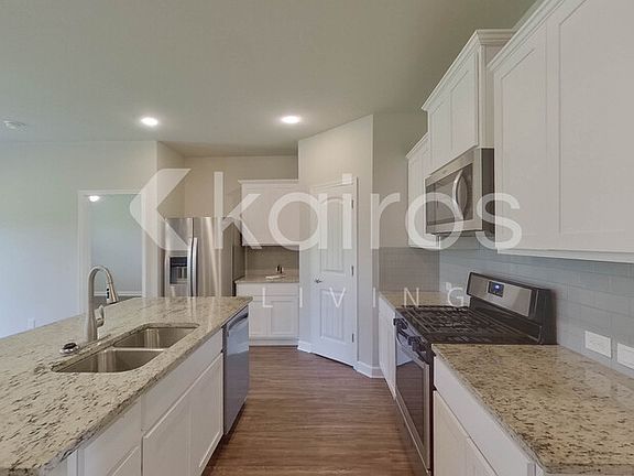 5th image of 13642 Willamette Way