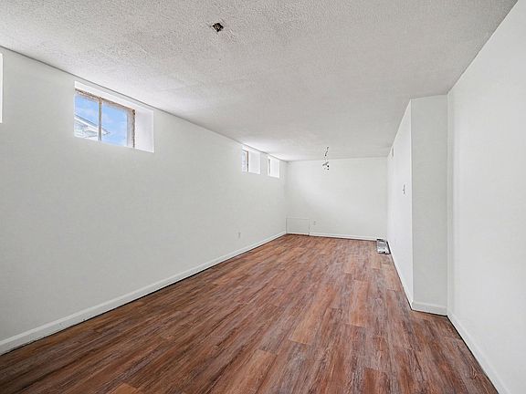 3rd image of 3630 Polk St