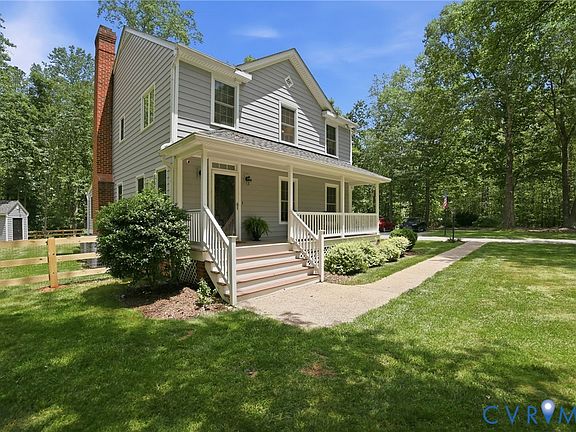 2nd image of 15425 Pine Green Ln