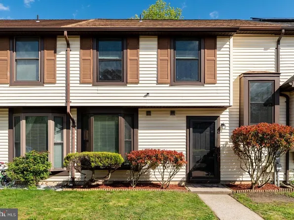 52 Kanabe Dr, Westampton, NJ 08060