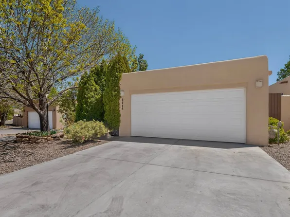 3028 Sandia Cir, Santa Fe, NM 87507