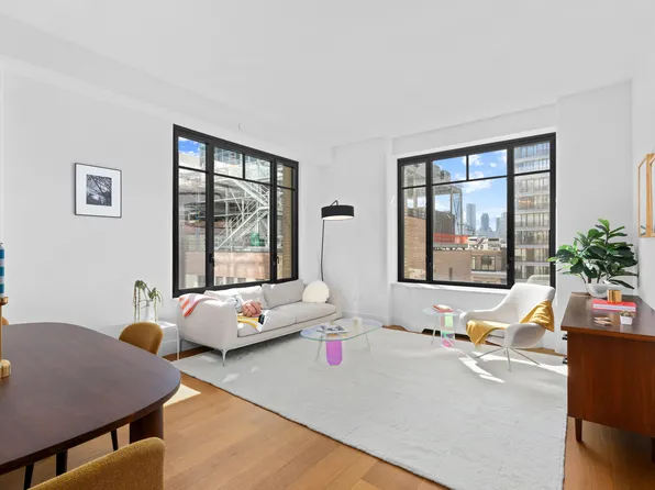 110 Charlton Street image 1 of 16