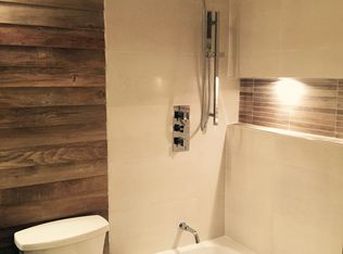 8798 Newington Commons Rd, Lorton, VA 22079