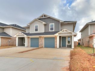 13022 NW 3rd St, Yukon, OK 73099