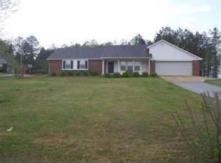 215 Mary Ellen Dr, Ripley, MS 38663