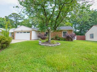 3056 Glastonbury Dr, Virginia Beach, VA 23453