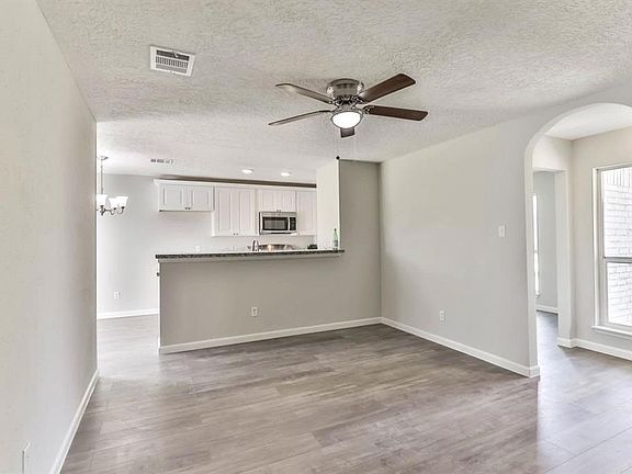 5th image of 12115 Bay Cedar Dr