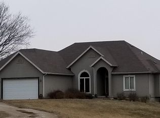 16222 Hidden Valley Rd, Rayville, MO 64084