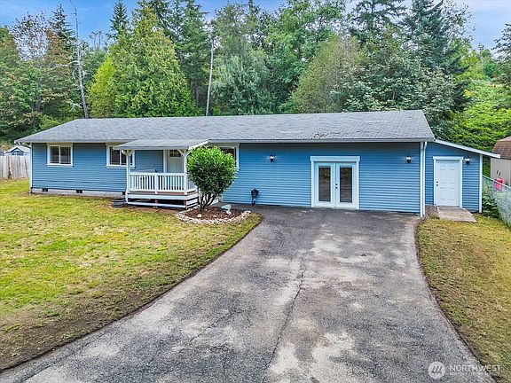 3rd image of 592 Kodiak Avenue
