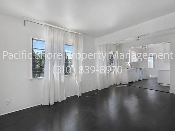 2nd image of 2667 Waverly Dr