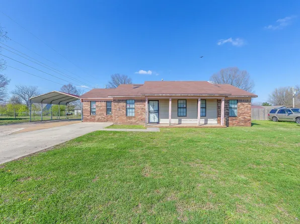 804 Fairlawn Dr, Bolivar, TN 38008