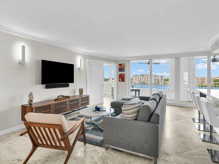 500 S Ocean Blvd #1009 — Photo 4
