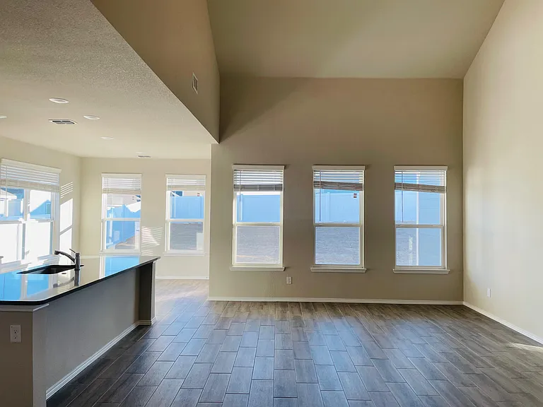 10032 Adams Ln — Photo 15