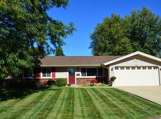 1808 Carson Ct, Schaumburg, IL 60193