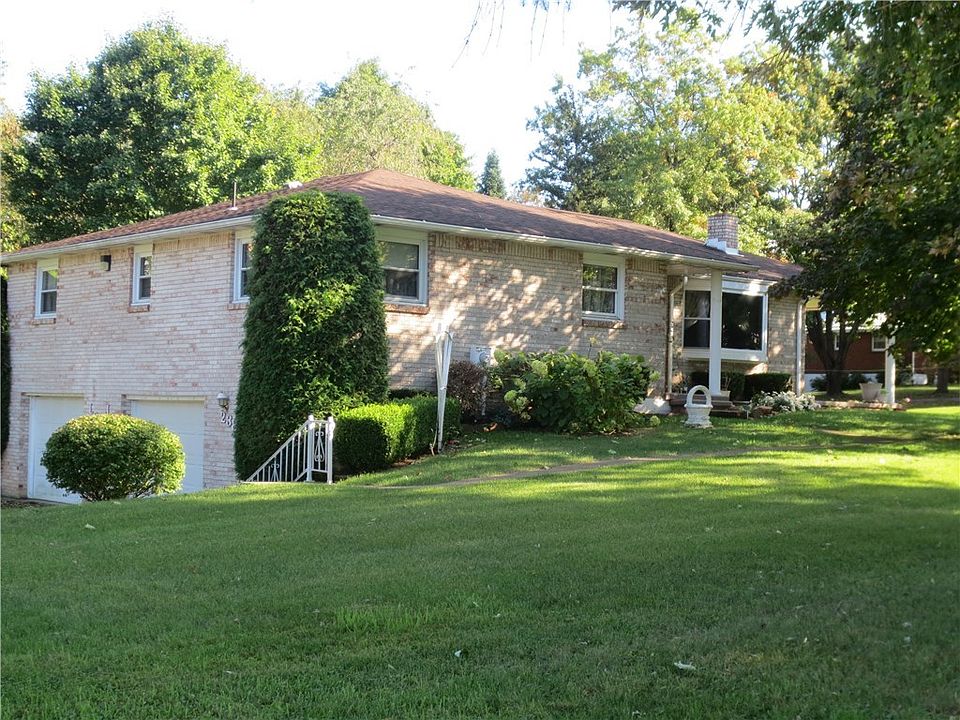 1st image of 220 E Chestnut St #238