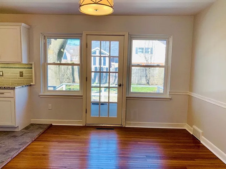 1409 Dauphin Ave — Photo 18