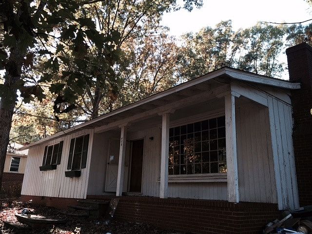 1st image of 406 Yardley Ct