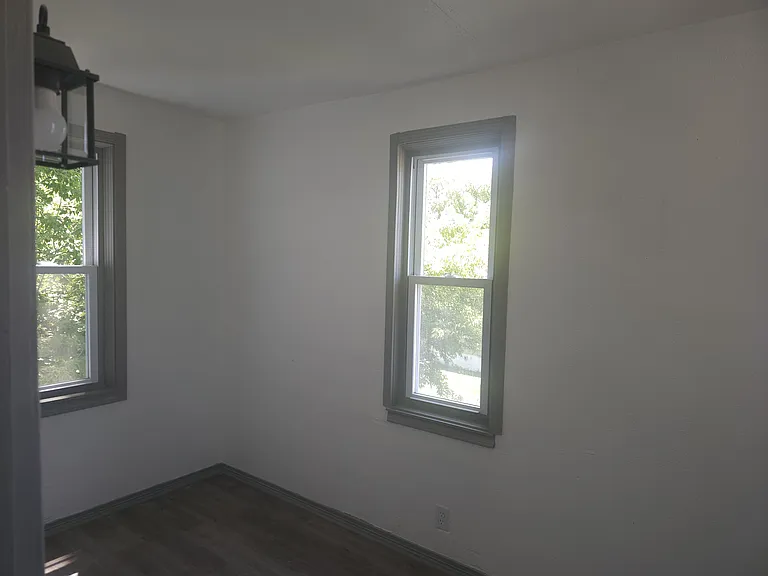 1225 Cherry St — Photo 12
