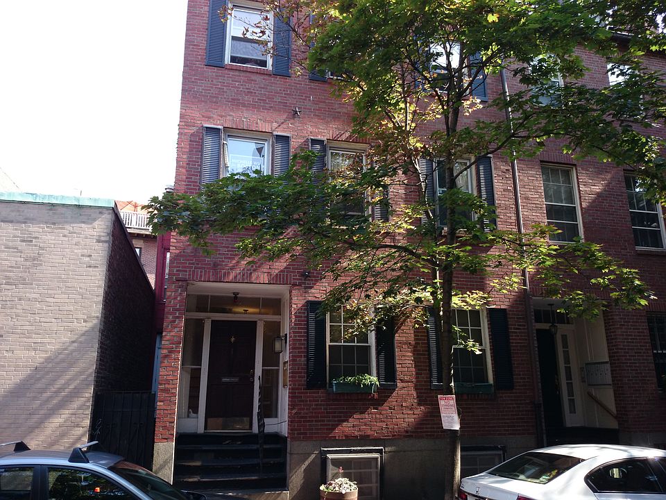 2nd image of 3 Melrose St APT 4