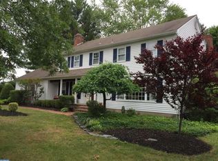 1 Fairway Dr, Princeton Junction, NJ 08550