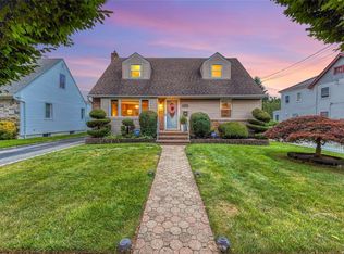 485 S Bayview Ave, Freeport, NY 11520