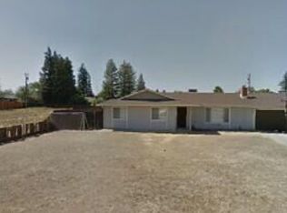 18304 Regal Dr, Madera, CA 93638