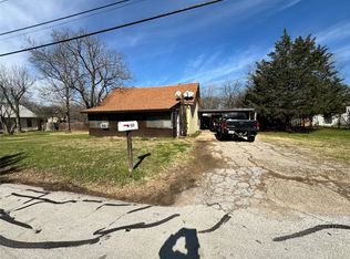 106 Van Worth St, Mansfield, TX 76063