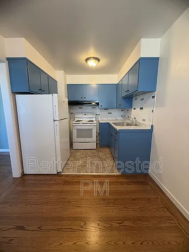 2400 39th Ave Photo 1