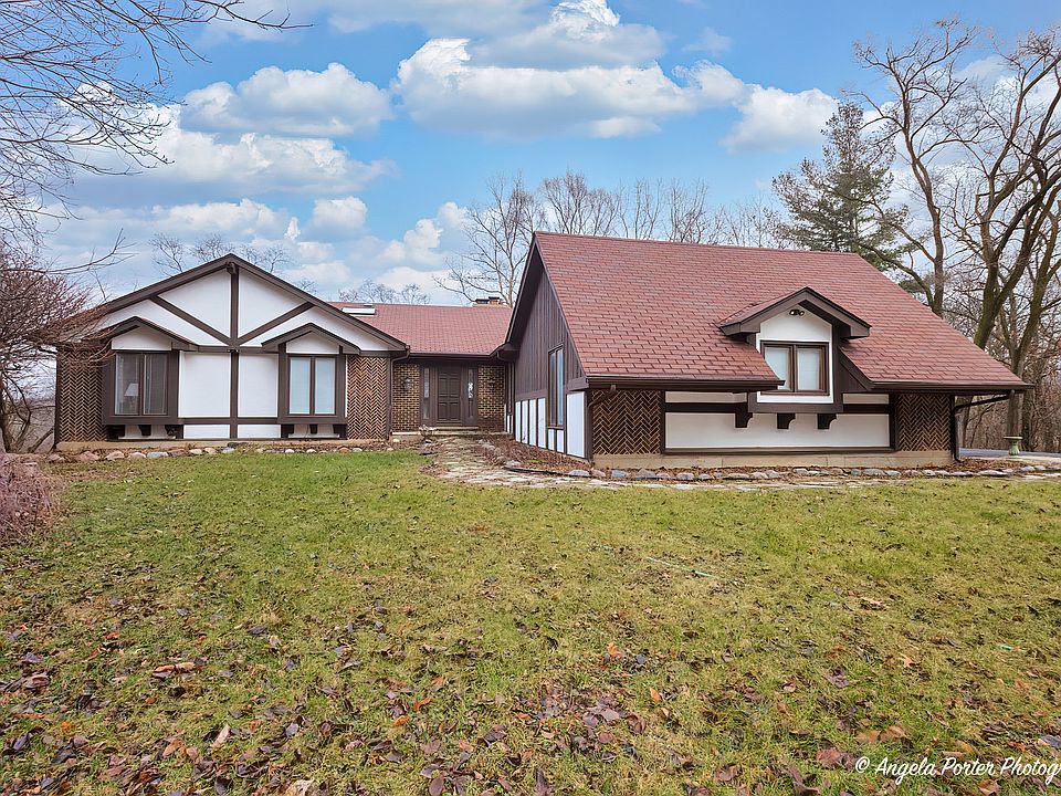 1st image of 26150 N Lakeland Dr