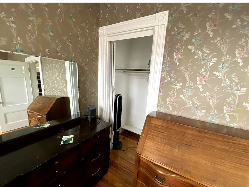 50 Hereford St #3F