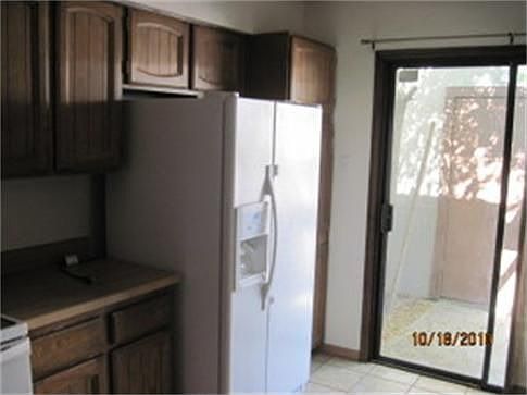 4th image of 5123 E Windsor Ave