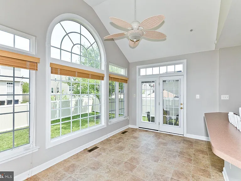 8006 Kingsmill Rd — Photo 20