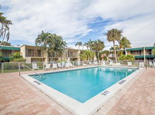 386 Golfview Rd APT A, North Palm Beach, FL 33408