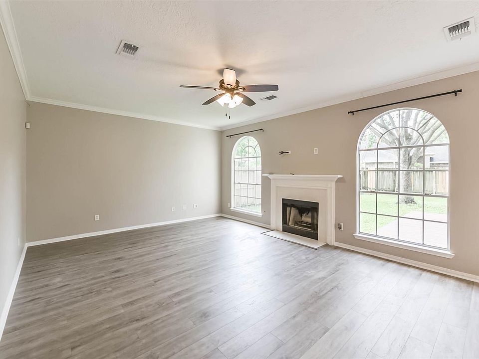 1st image of 17127 Coral Cove Ct