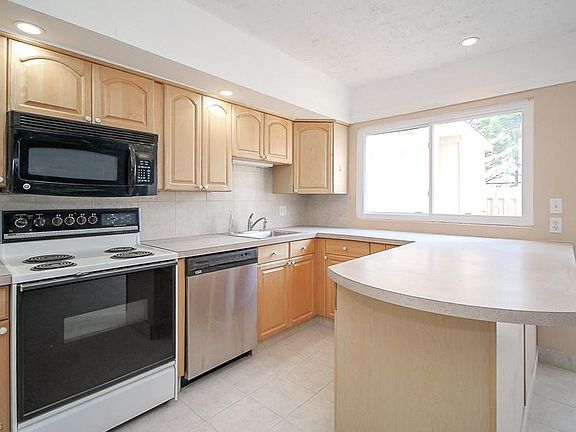 5th image of 2126 Cottingham Dr