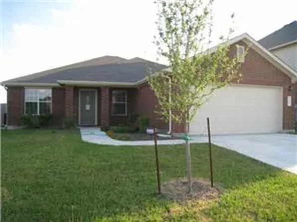 302 Floating Leaf Dr, Hutto, TX 78634