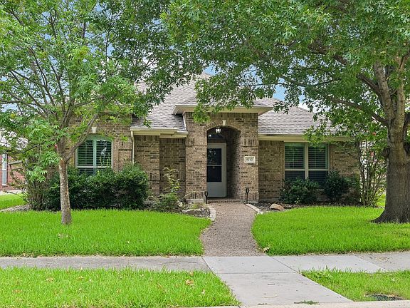 3rd image of 5212 Crossvine Ln