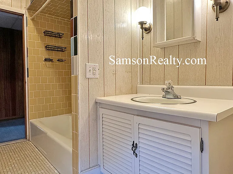 1230 Plainfield St #1230 — Photo 16