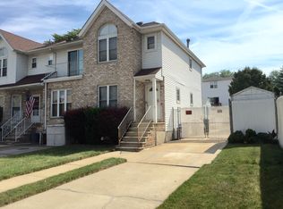 7 Treetz Pl, Staten Island, NY 10314