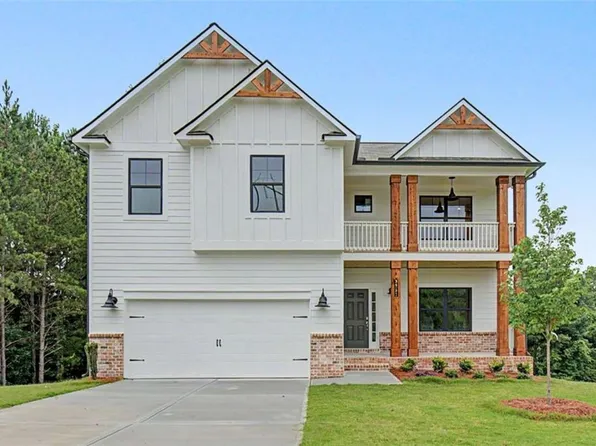 3351 Forest Green Dr, Douglasville, GA 30135