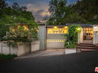 8819 Lookout Mountain Ave, Los Angeles, CA 90046